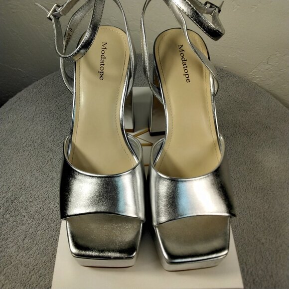 Modatope Womens Platform Sandals Silver Metallic Chunky Heels Ankle Strap Size 9 - Picture 2 of 16